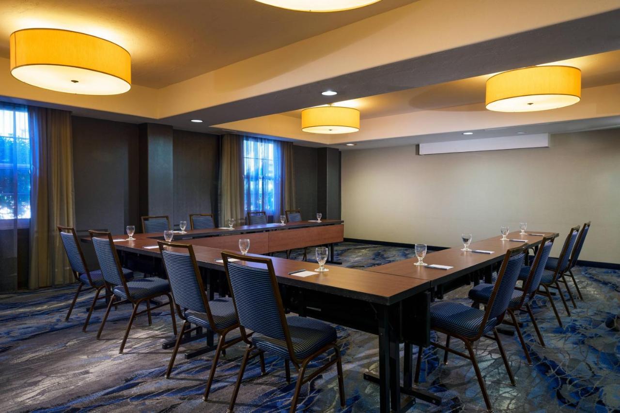 Fairfield Inn & Suites San Diego Old Town Экстерьер фото