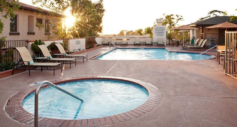 Fairfield Inn & Suites San Diego Old Town Экстерьер фото
