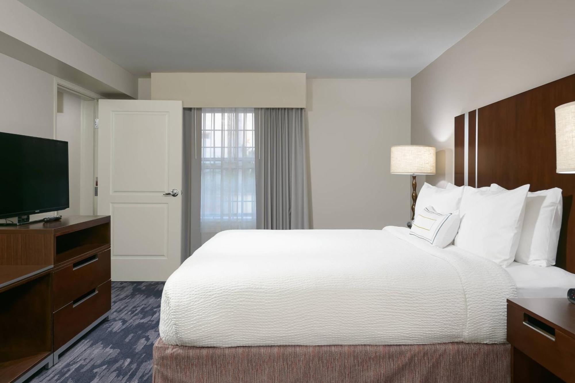 Fairfield Inn & Suites San Diego Old Town Экстерьер фото