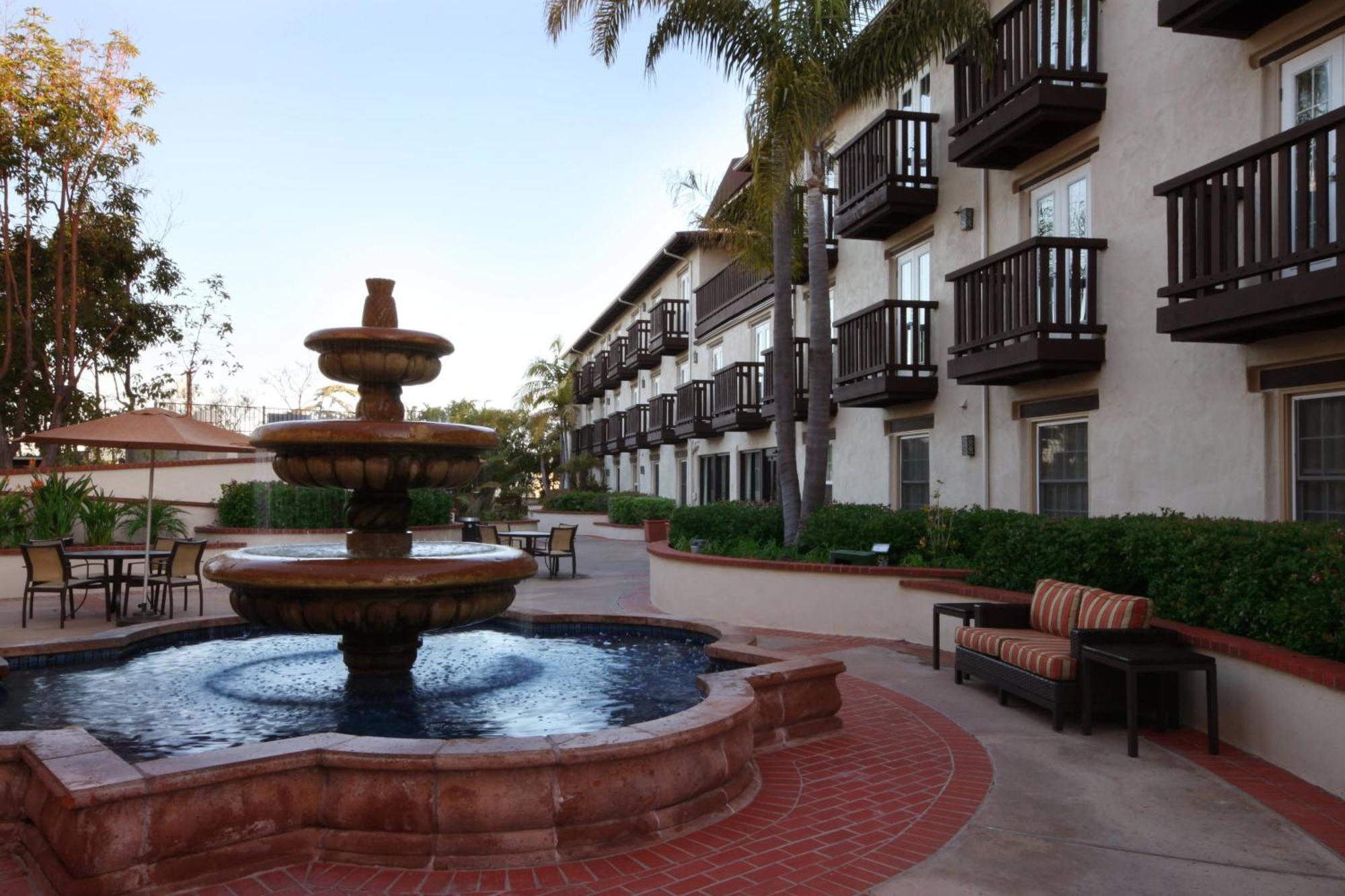 Fairfield Inn & Suites San Diego Old Town Экстерьер фото
