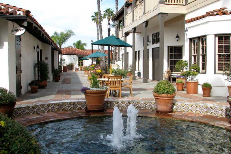 Fairfield Inn & Suites San Diego Old Town Экстерьер фото
